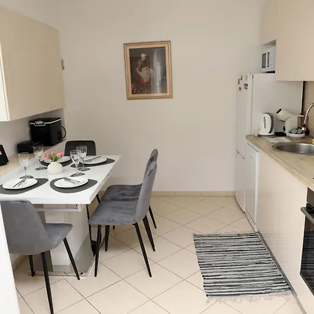 Lanterna Apartment Sibenik