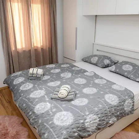 Lanterna Apartment