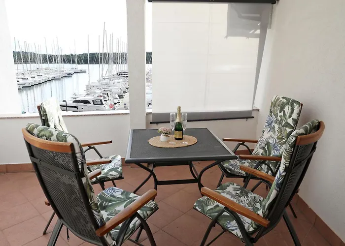 Lanterna Apartment Sibenik